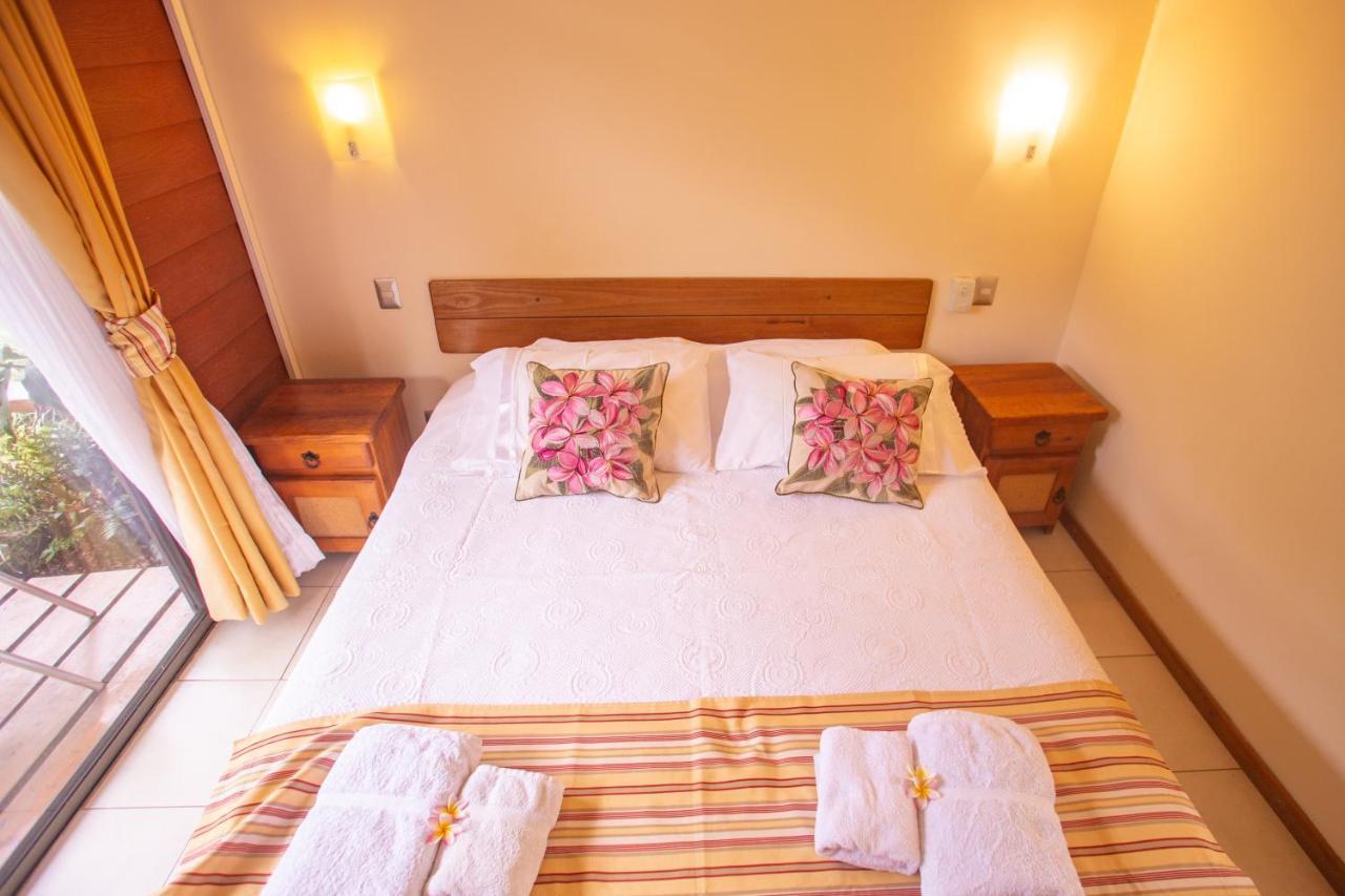 הנגה רואה Hostal Uruhao מראה חיצוני תמונה