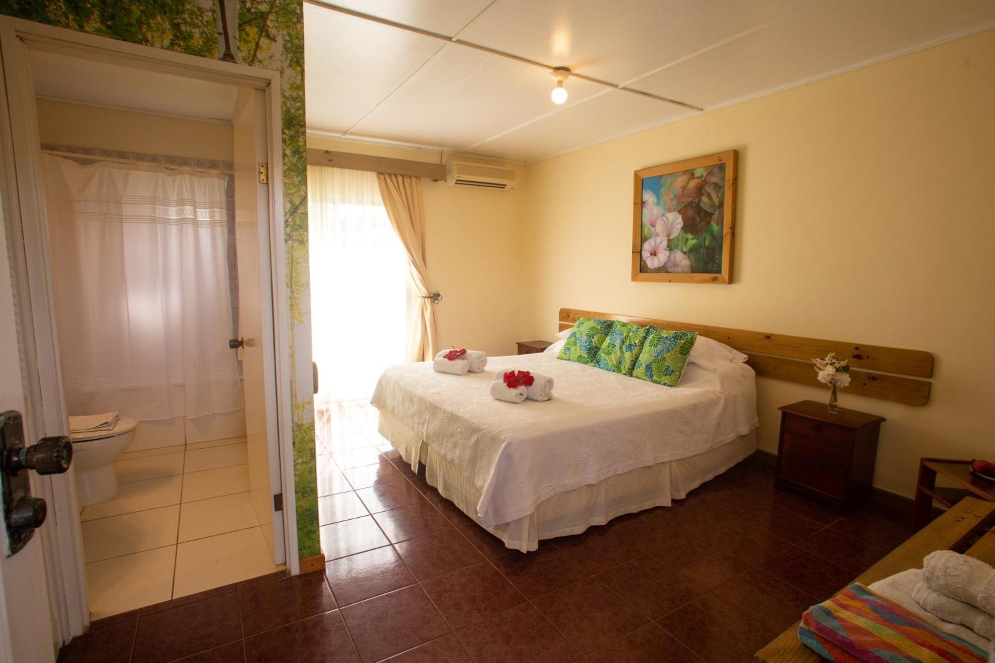 הנגה רואה Hostal Uruhao מראה חיצוני תמונה